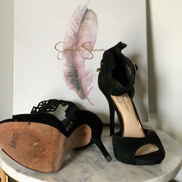 Jessica Simpson Heels - Picture 2 of 3